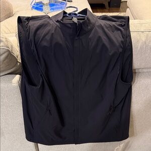 lululemon athletica Men's Black Vest(NWT)